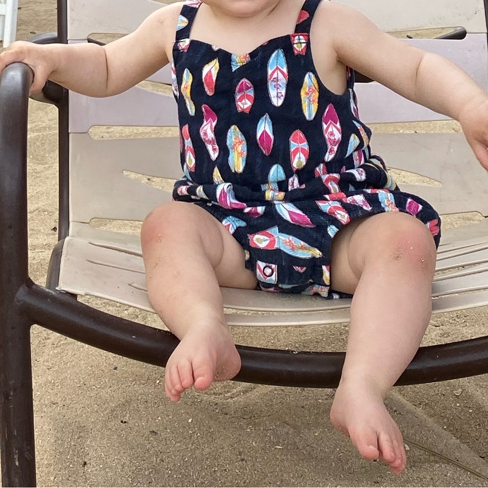 🌼 5 for $20 🌼
Osh Kosh  Surfboard Navy Romper-12 months